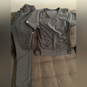 Walmart XS pewter scrub set